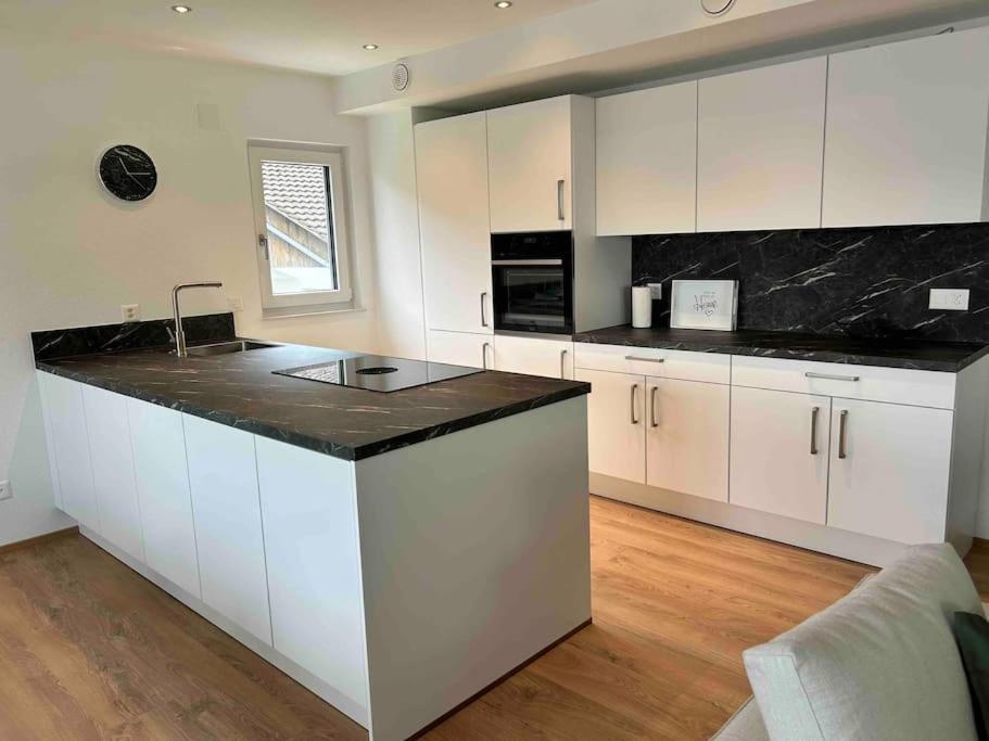Ferienwohnung In Neubau Schellenberg Екстериор снимка